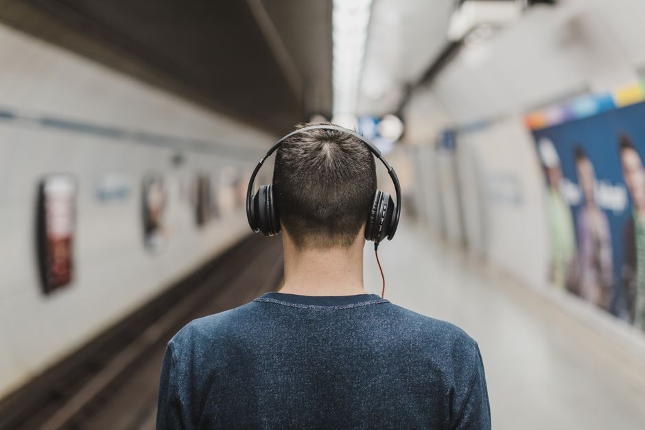 Podcasts gratuits pour apprendre l'anglais en 2026